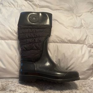 Authentic Burberry Rain boots! Super comfy and fly! Size 39 EUR/9 US